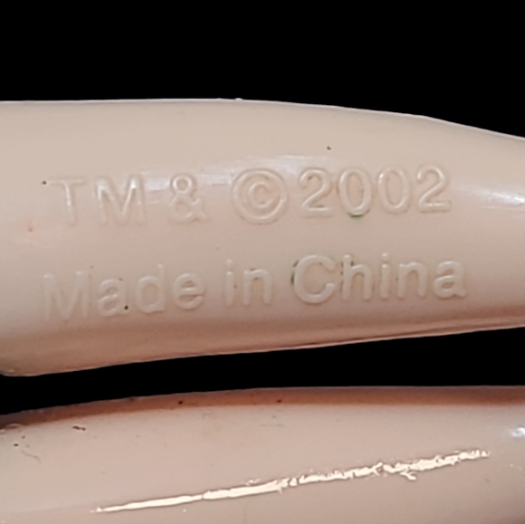 2002 DC COMICS BATMAN ANIMATED SERIES "POISON IVY" FIGURE - 4 1/2" - Picture 5 of 9